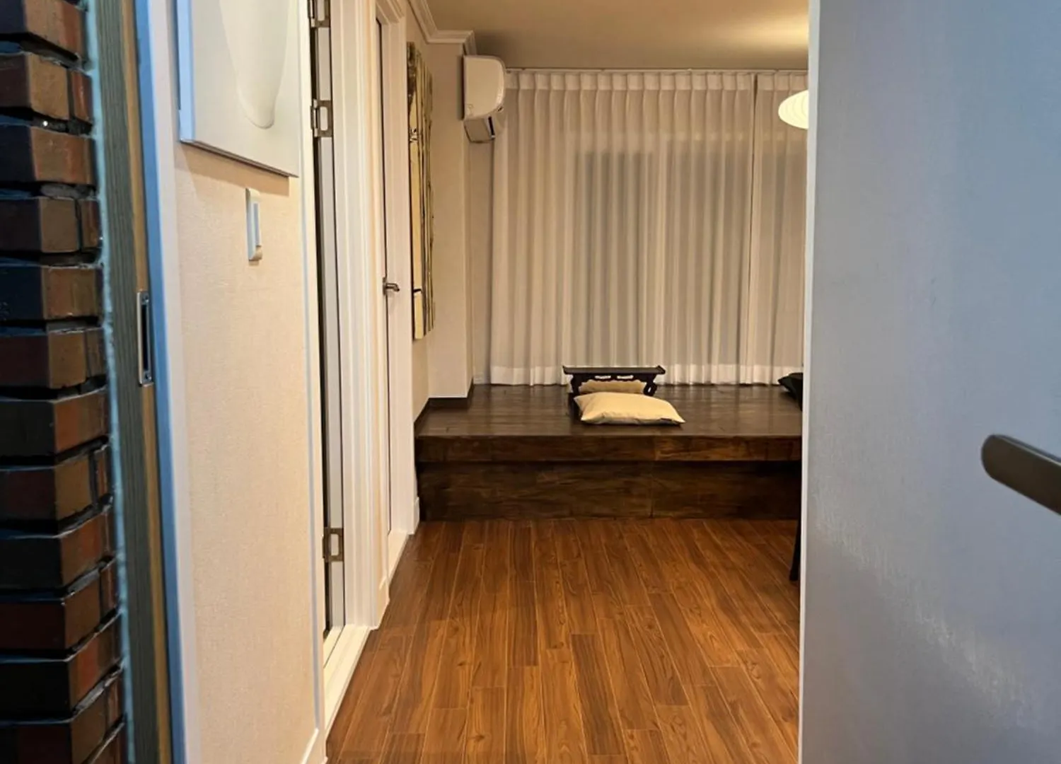 Complace Y Seoul Apartment