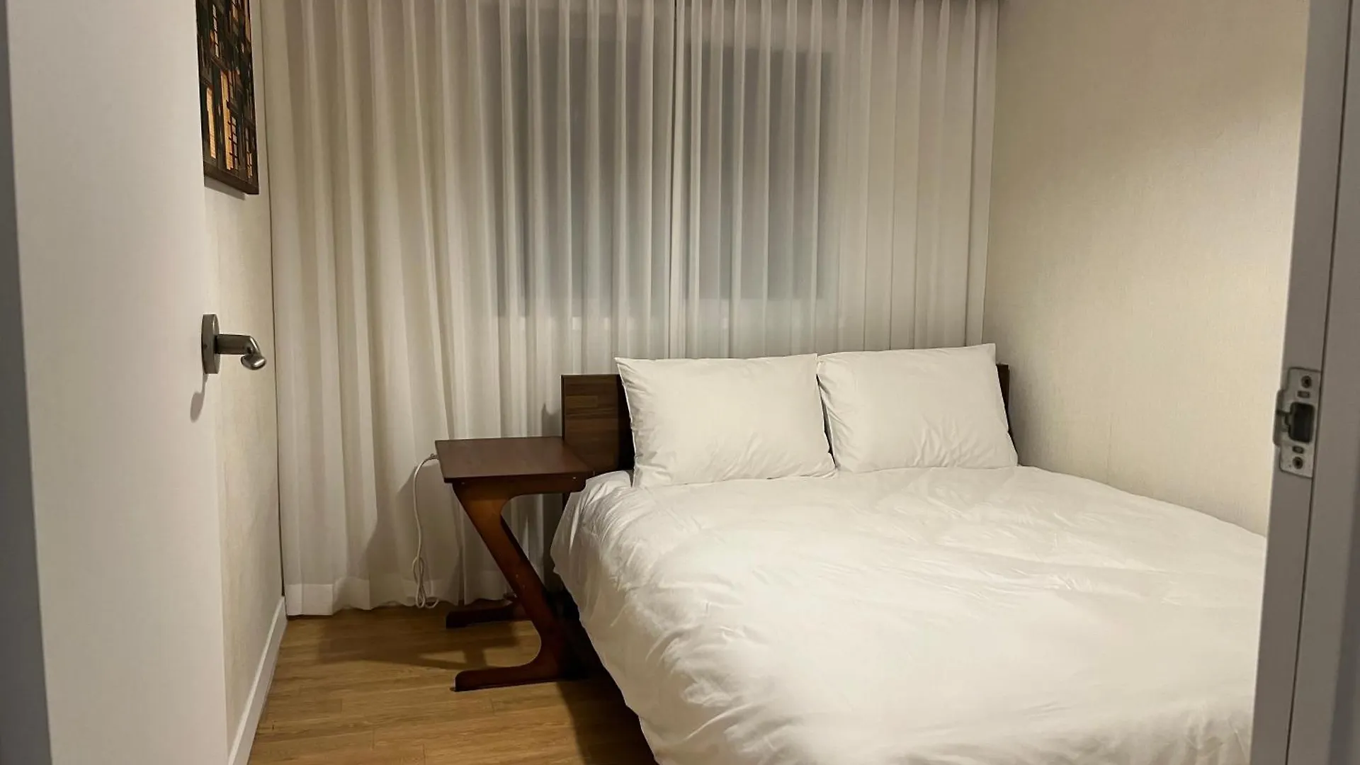 Complace Y Seoul Apartment